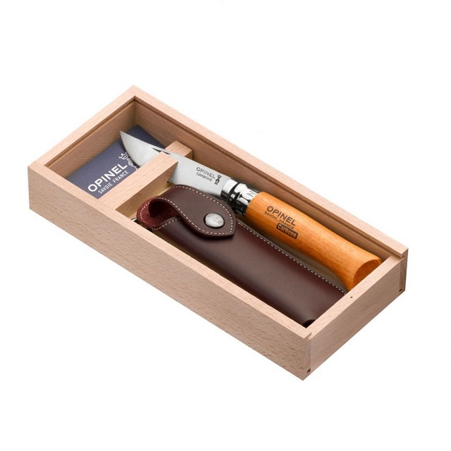 Dárkový set kapesní nůž 8,5 cm N°08 + pouzdro CLASSIC CARBON - OPINEL